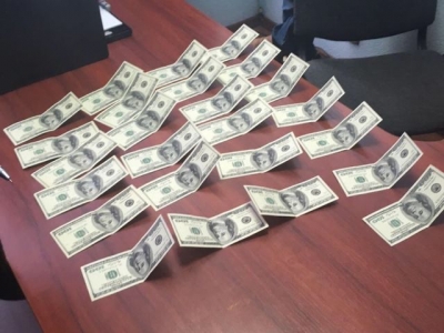 Скандал в Феодосии – на взятке попались известные в городе люди