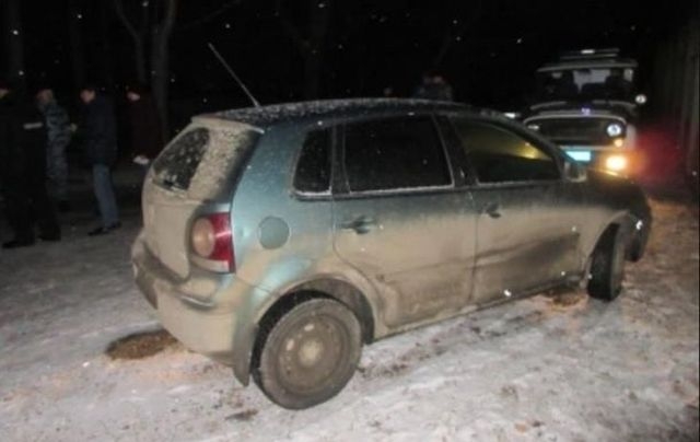В салоне припаркованного автомобиля нашли тело ребенка