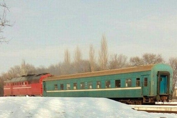 В Крыму ходит переполненная электричка с 1 вагоном