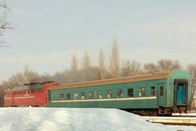 В Крыму ходит переполненная электричка с 1 вагоном