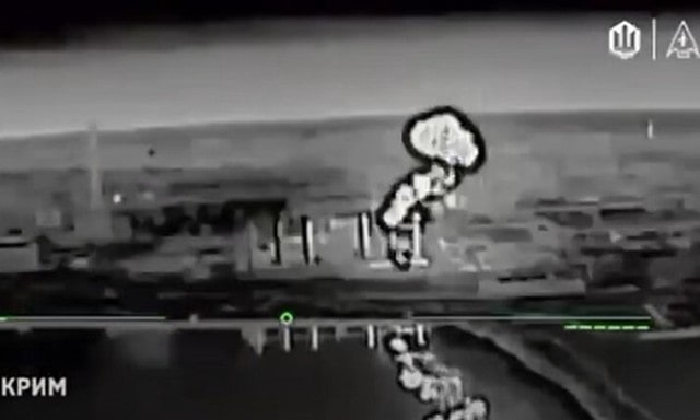 Беспилотники атаковали крупный химзавод в Крыму, работавший на ВПК оккупантов