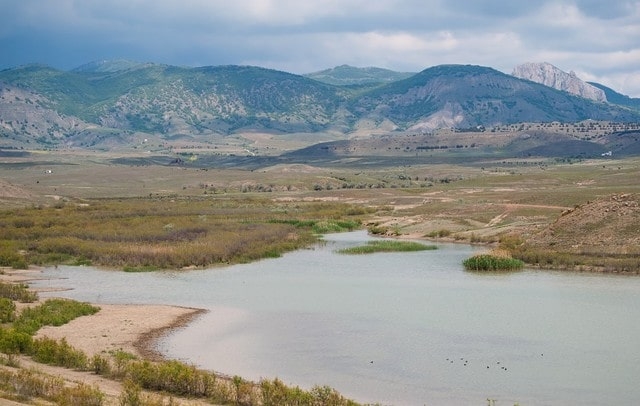 На глазах у местных жителей исчезает озеро Бугаз под Судаком