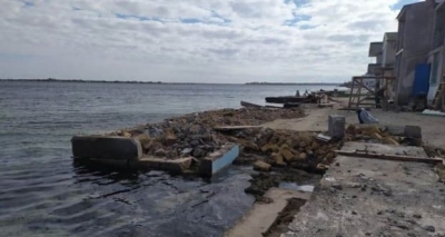 Озеро Донузлав забросали строительными отходами