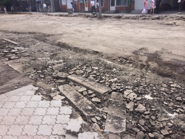 На месте скандального рынка в Симферополе начались ремонтные работы