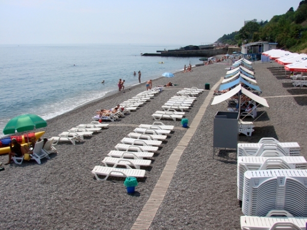 «Крутые» гостиницы табличками «Лечебный» оберегают своих постояльцев от посторонних 