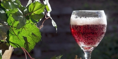 Игристое вино «Крымский мост» выпустят в этом году сразу несколько компаний