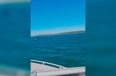 В Ялте ребенка на надувном матрасе унесло в открытое море