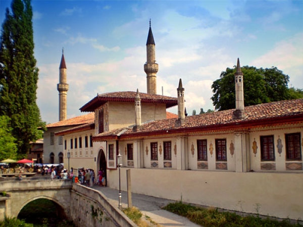 Ханский дворец не внесли в список ЮНЕСКО