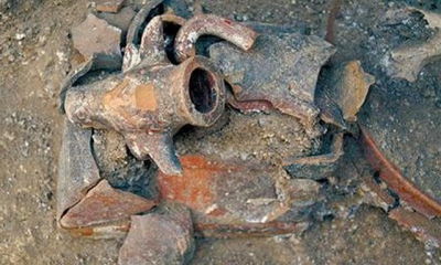 В некрополе под Севастополем найден редкий римский сосуд в форме быка