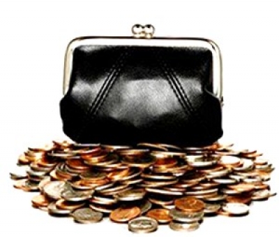 Пенсионеры Евпатории просят вернуть Пенсионный фонд на прежнее место