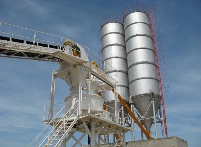 Феодосия, как перевалочный пункт цемента и нефти – такой видят перспективу города нынешние власти