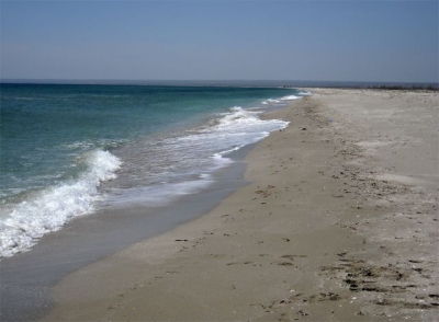 В Евпатории снова пытаются убедить оккупационные власти прекратить добычу песка на озере Донузлав