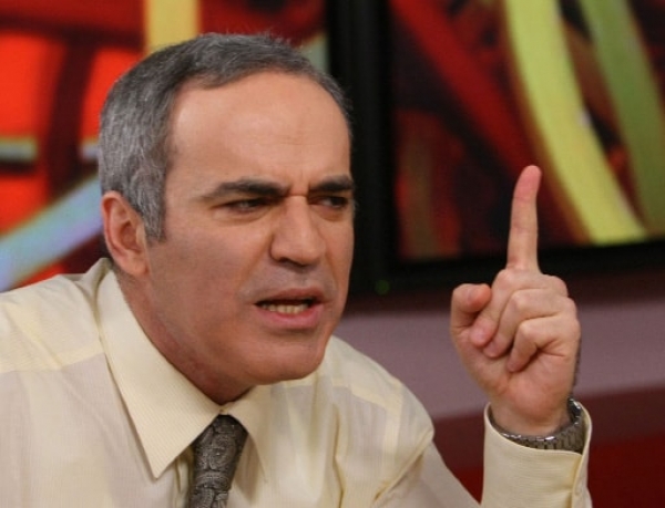 Каспаров озвучил сценарий возвращения Крыма Украине