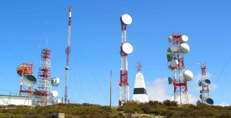 Мобильные операторы РФ не обязывают работать в Крыму