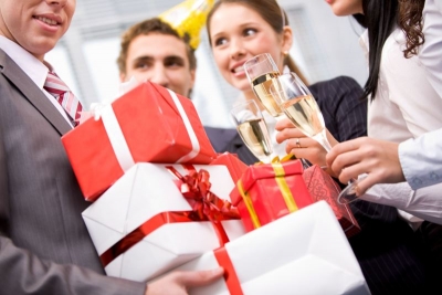 Что подарить другу на день рождения? (оригинальный подарок)