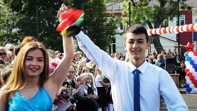 В крымских школах завершился учебный год