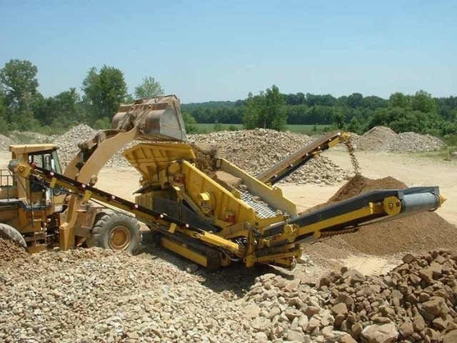 Украинское предприятие за поставки щебня в Крым попало в поле зрения СБУ