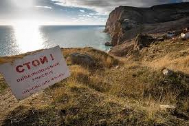 Власти Феодосии признались: стройка в Приморском привела к оползню