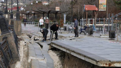 В Судаке приступили к ремонту городской набережной