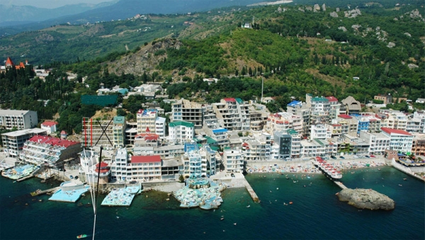 Алушту очистят от лишних зарослей