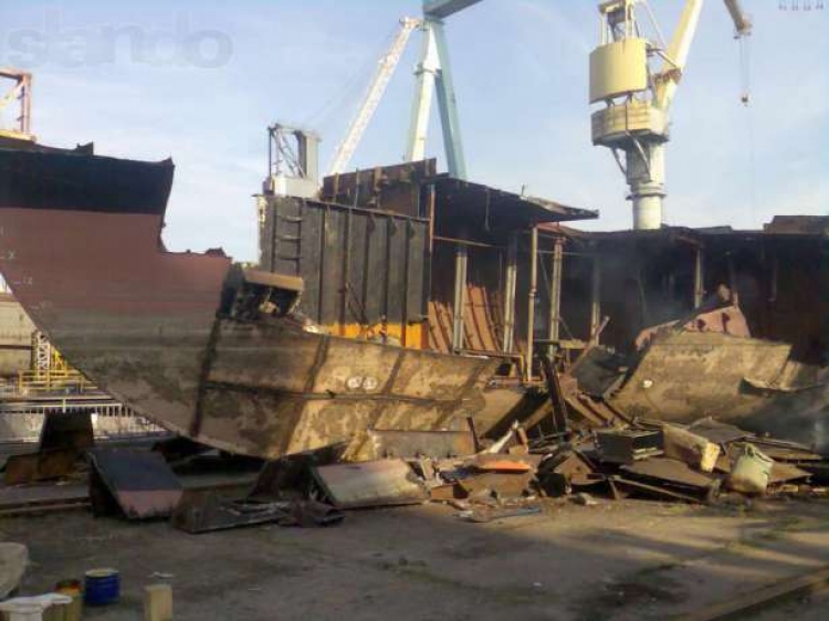 На металлолом – такой вердикт вынесла чрезвычайная комиссия тонущему судну