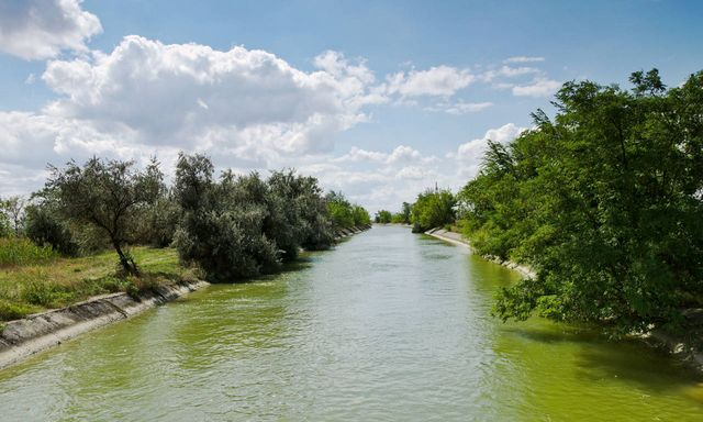 В этом году днепровскую воду в Крыму будут раздавать бесплатно