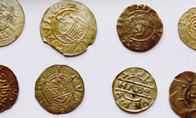 Эстония вернет Украине похищенную в Крыму коллекцию скифского золота и монет