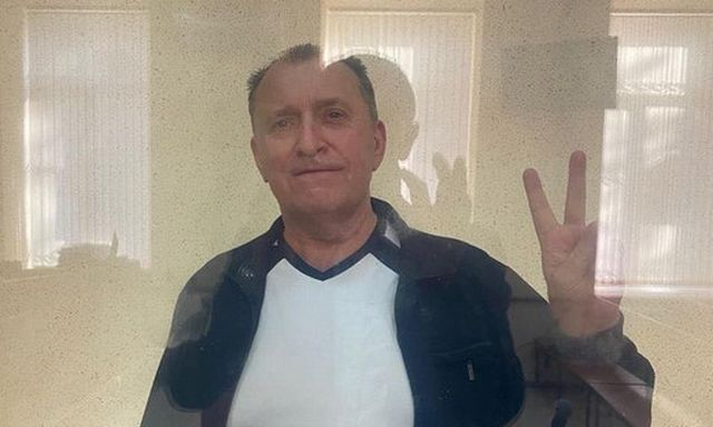 Экс-командир «Славутича», похищенный в Геническе, объявил голодовку