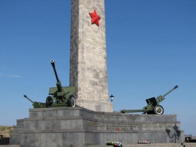 Обелиск славы в Керчи признан аварийным объектом