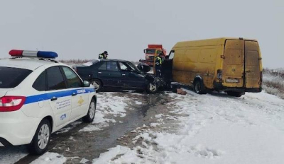 В ДТП в Ленинском районе Крыма пострадали три человека