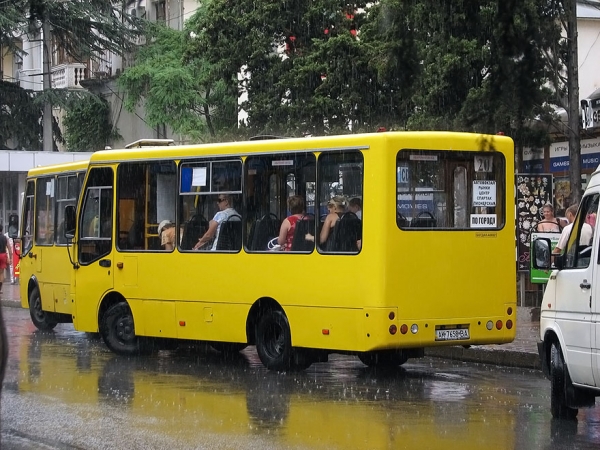 В Ялте убирают маршрутки