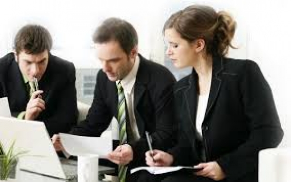 Совет министров Крыма хочет новой крови