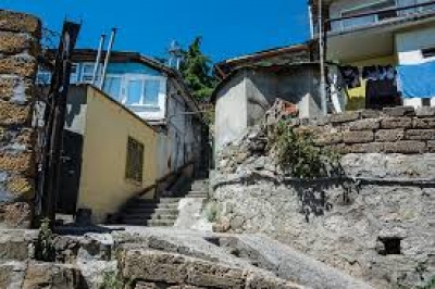 Скандал вокруг лестницы в Ялте завершен – жители открыли проход