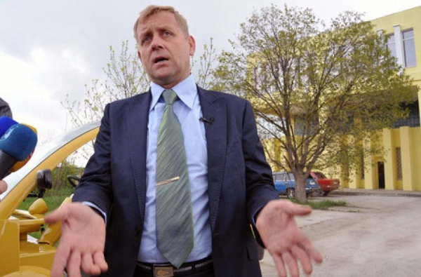 Владелец крымских зоопарков снова в немилости – поселил на лето друзей в своей ялтинской квартире