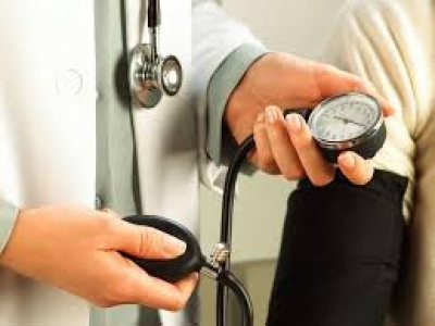 В Крыму проводят осмотры мобильные бригады врачей