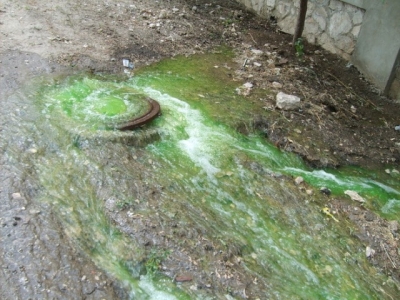 Прорыв канализации в Керчи