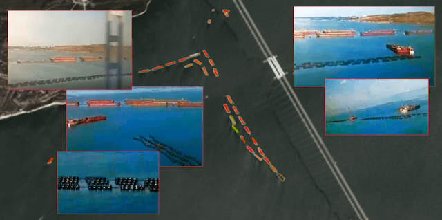 Россияне выстроили вдоль моста через Керченский пролив два ряда барж