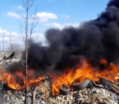 Вчера вечером в Арциншево горела свалка