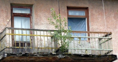 В Симферополе обрушился балкон