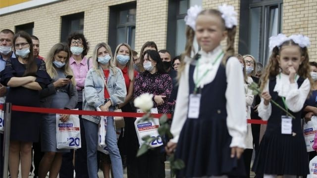 В школу – по новым правилам: коронавирус внес коррективы