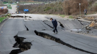 В Крыму до сих пор не приступили к ремонту Севастопольской трассы (видео)