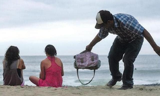 В Евпатории задержана пара, которая совершала кражи на пляжах города