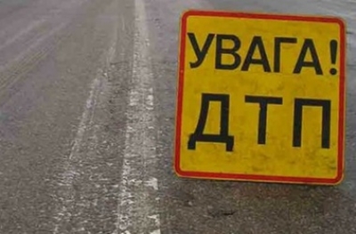 Водитель авто сбил четырех женщин на остановке