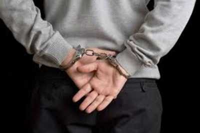 Мужчина обокрал бывшую возлюбленную