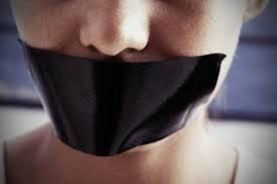 Пациент похитил медсестру