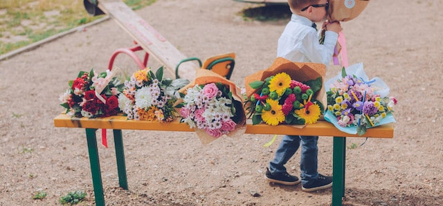 В Крыму накануне сентября резко подорожали цветы