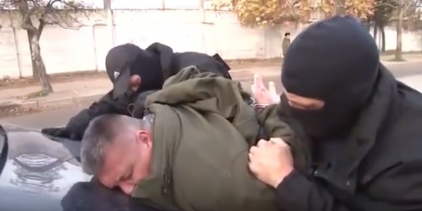 Опубликовано видео задержания &quot;украинского диверсанта&quot; в Крыму