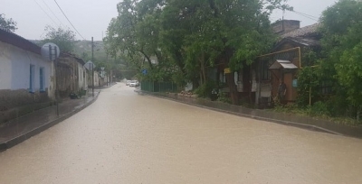 Аномальные дожди пронеслись над Феодосией (Фото)