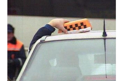 Большая часть таксистов на территории Крыма работает нелегально