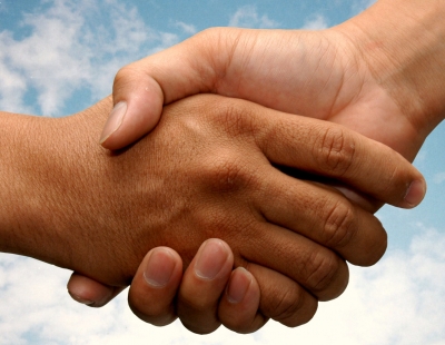 Администрация стрелочного завода пытается договориться с рабочими 